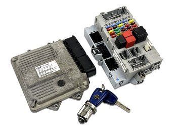 Блок керування двигуном комплект Fiat Doblo 1.3 б/у 51784560 51744897 51784560 51744897 фото
